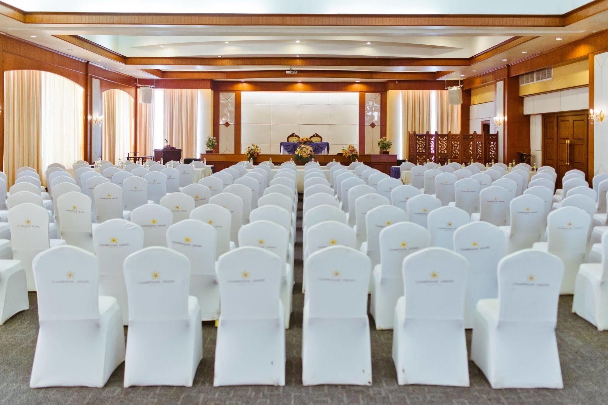 Champasak Grand Hotel Pakse Exterior photo